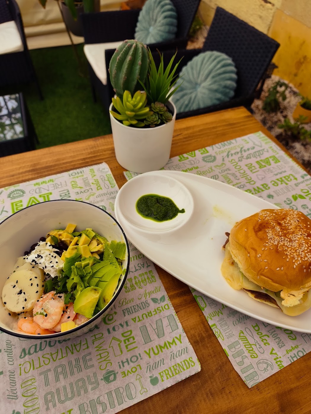 Muxsalad | Bowls, Wraps, Café y más