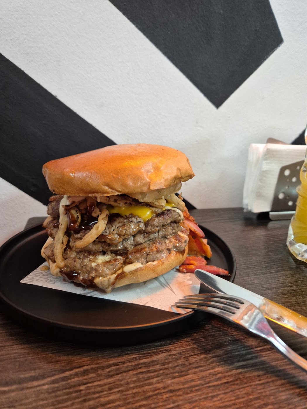 PANAS BURGER.