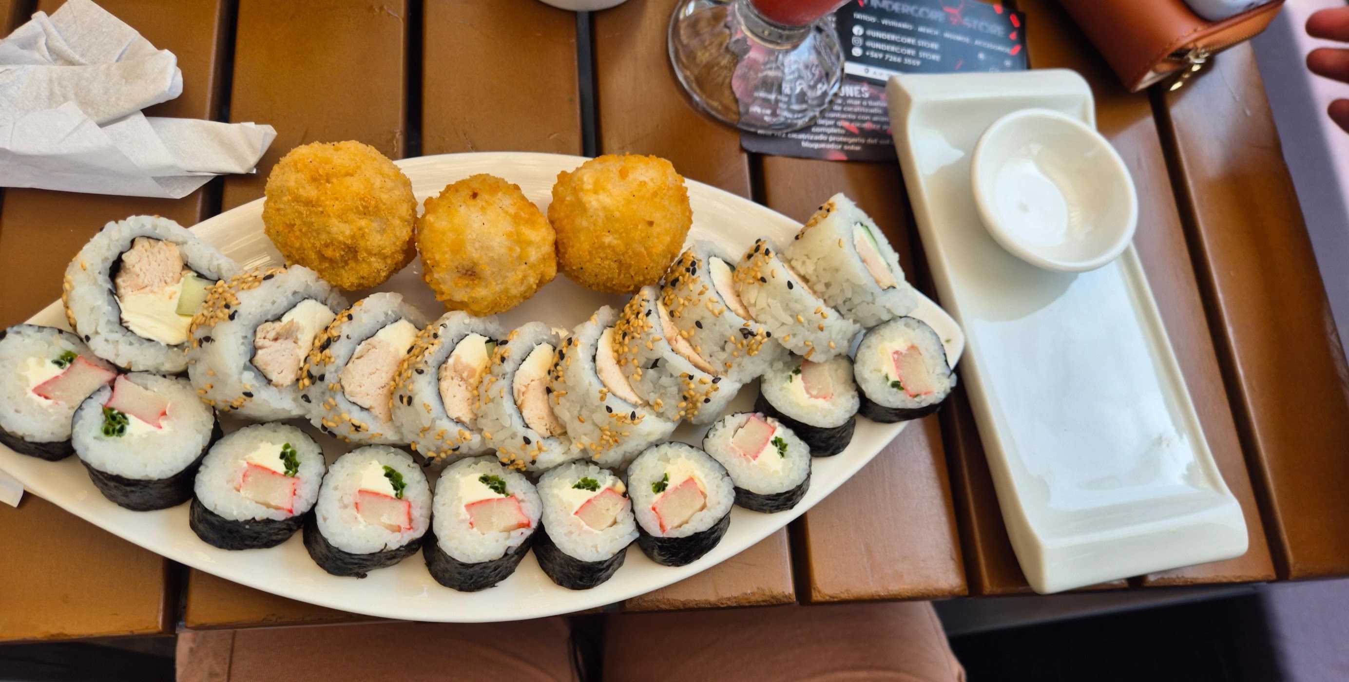 Ryori Sushi Bar & Burgers